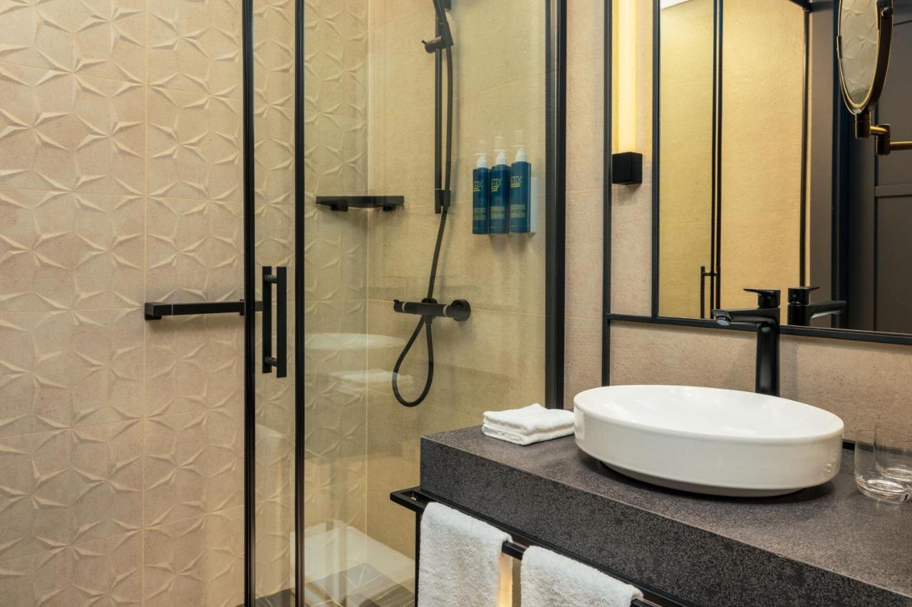 Four Points By Sheraton Budapest Danube Exterior foto